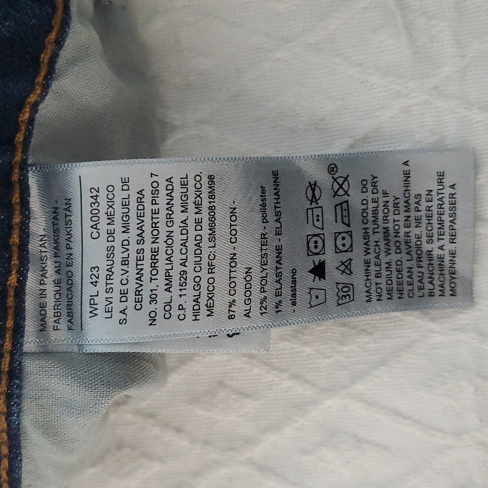 LEVIS Signature Heritage High Rise Original Slim (Straight) - Picture 8 of 9